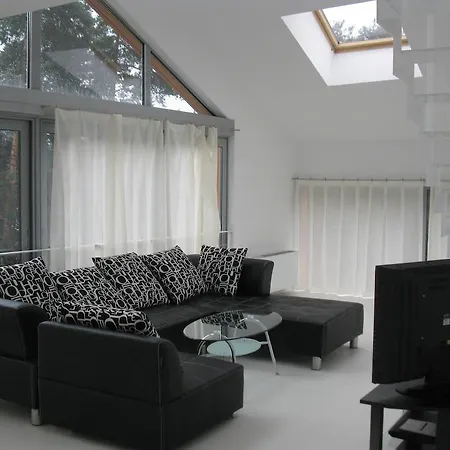 Hotel Family The Body